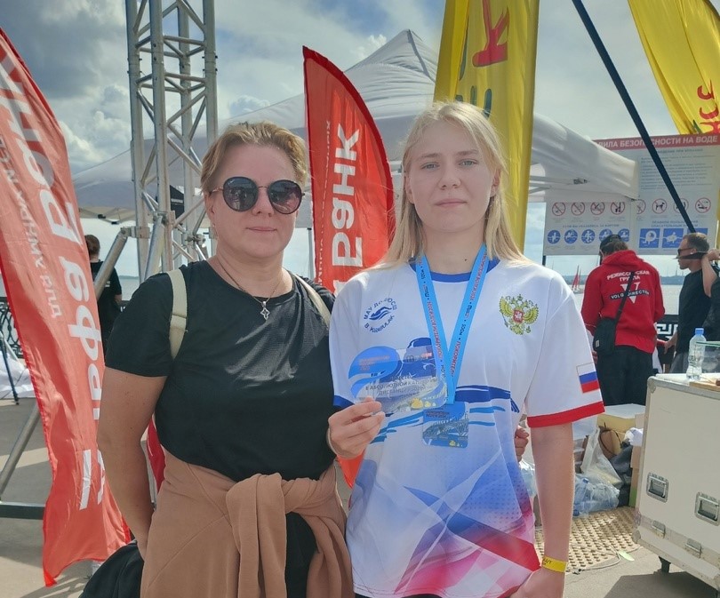 Софья Мальцева – победительница заплыва на открытой воде «Покорители Волги»
