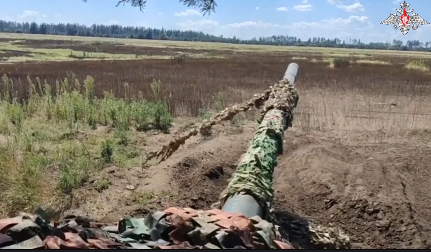 Экипаж танка Т-72Б3 уничтожил опорные пункты ВСУ