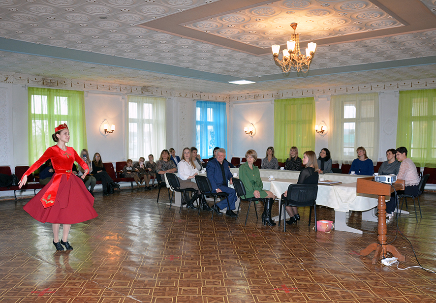 Татьяна Ерохина встретилась с многодетными мамами