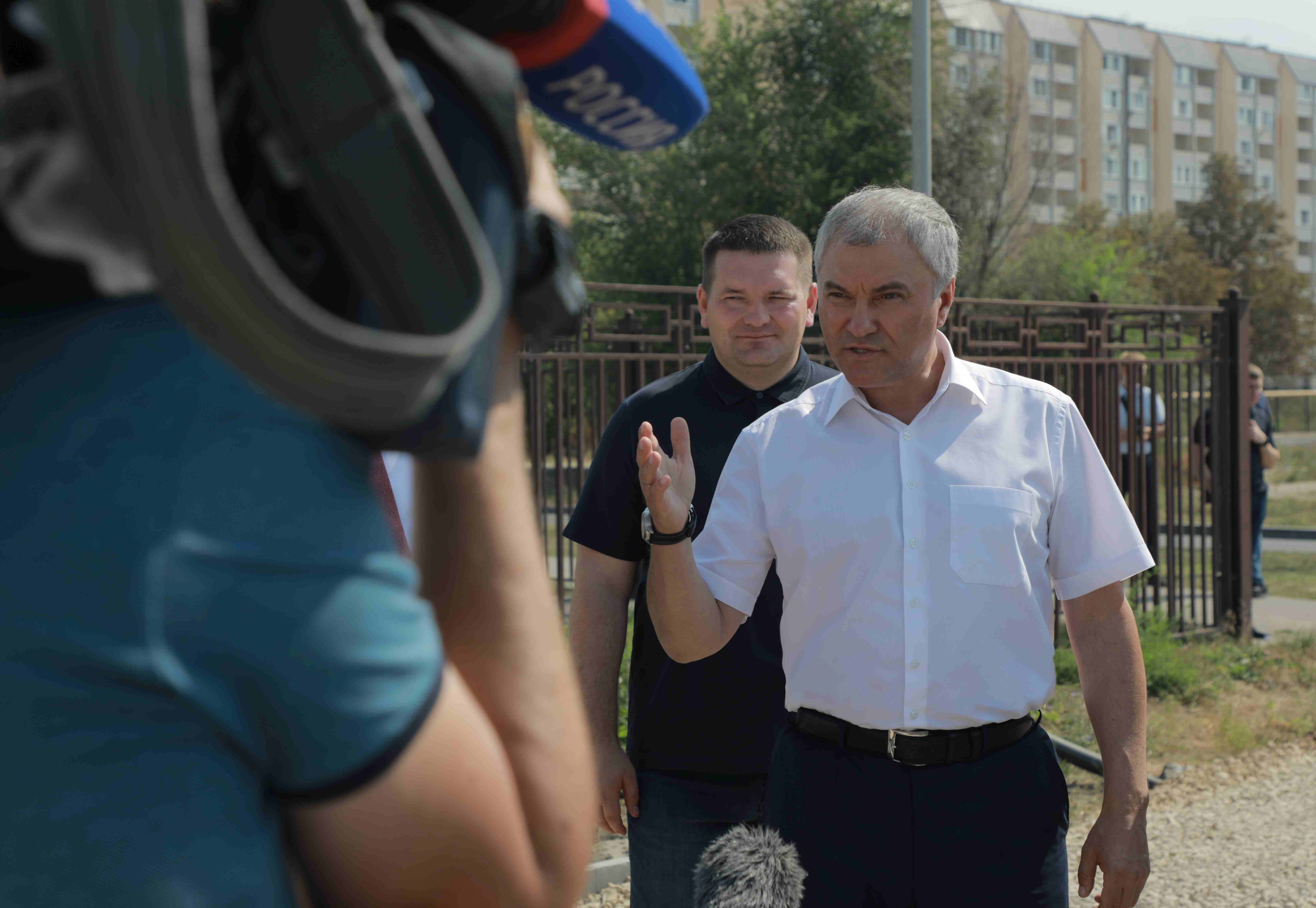 Вячеслав Володин рассказал, в каких районах Саратовской области в этом году завершается ремонт тротуаров