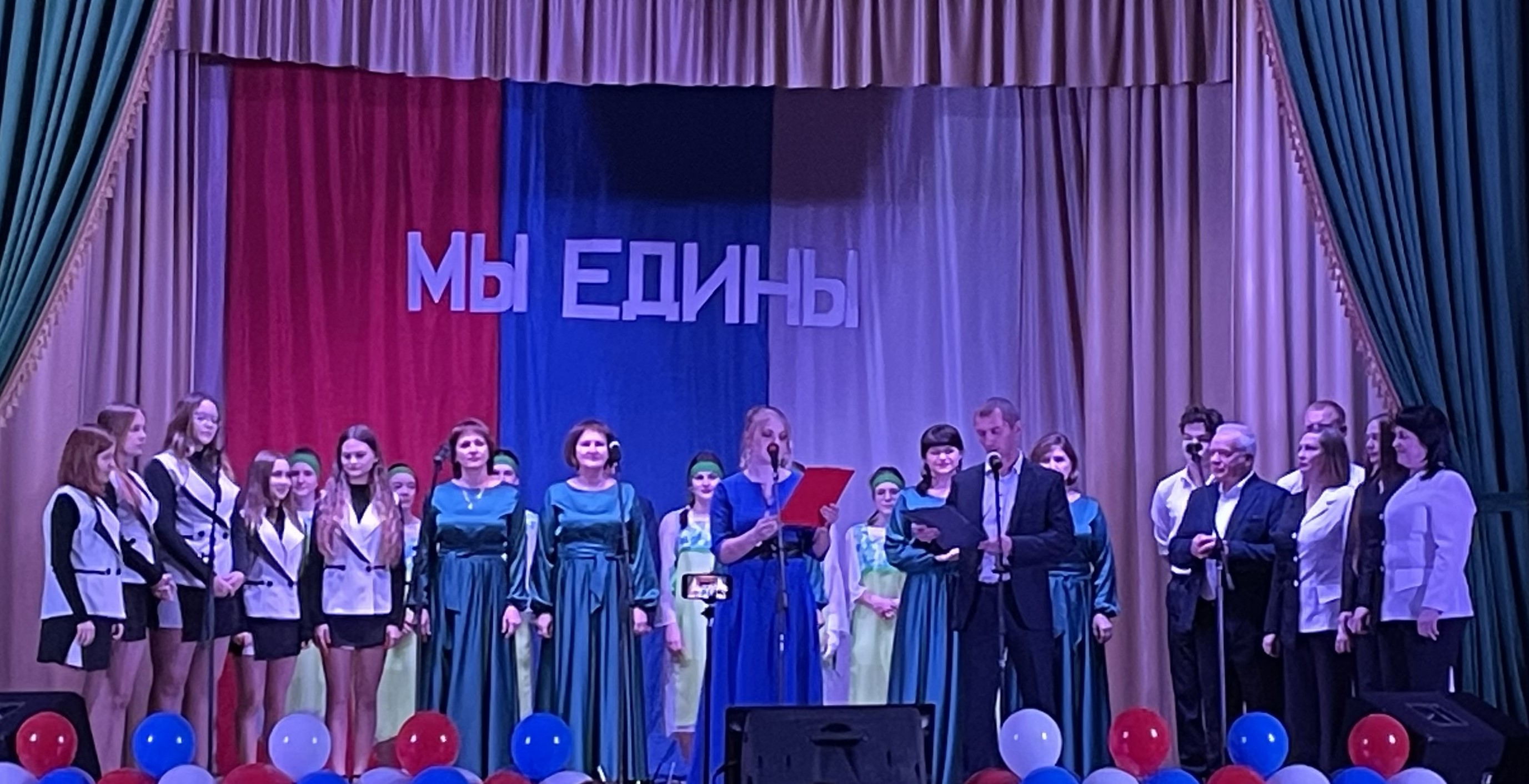 Благотворительные концерты продолжаются