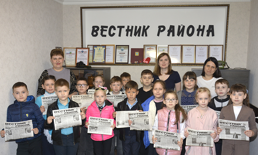 Всем классом к маме на работу
