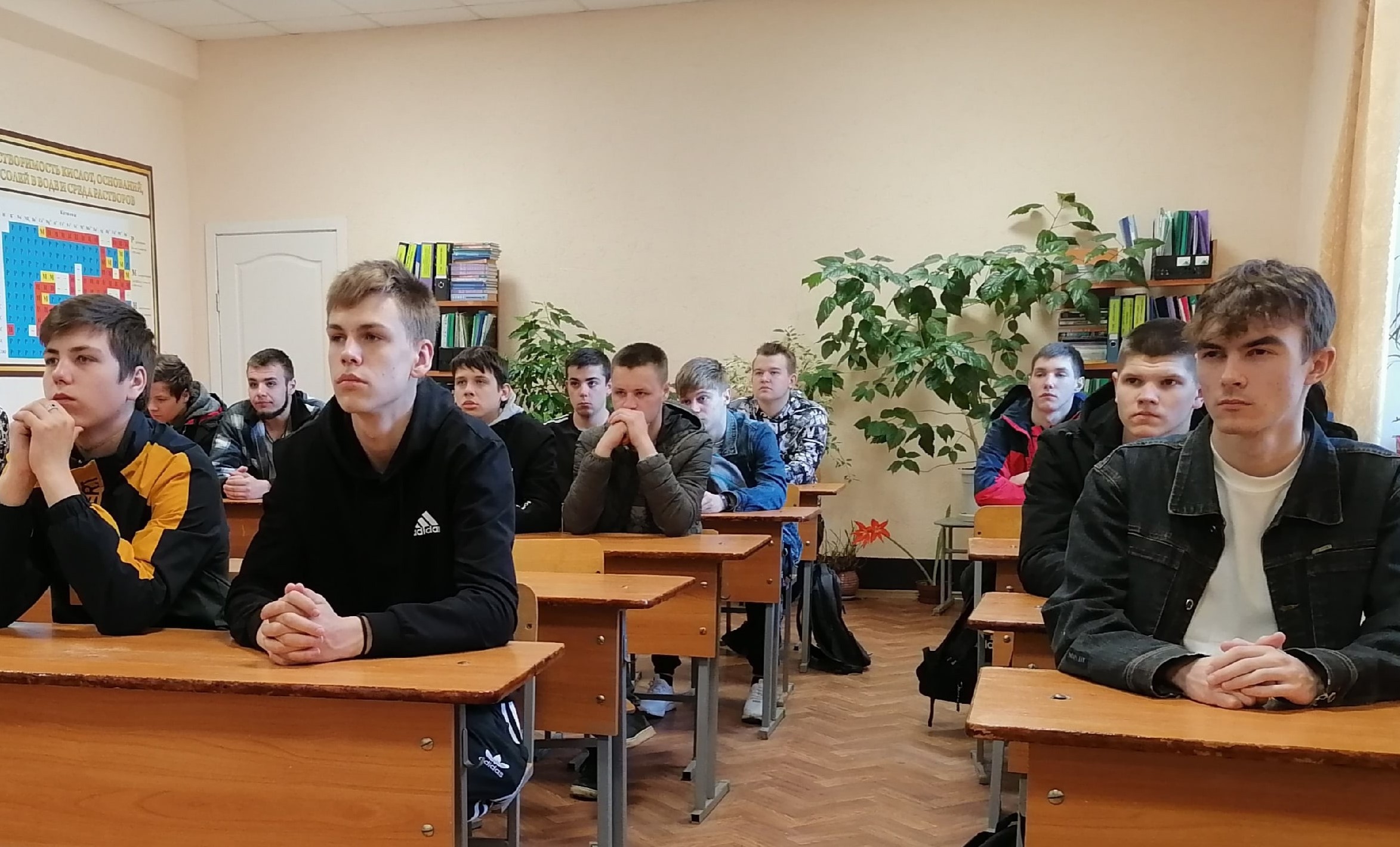 Полицейские провели профилактические беседы со студентами
