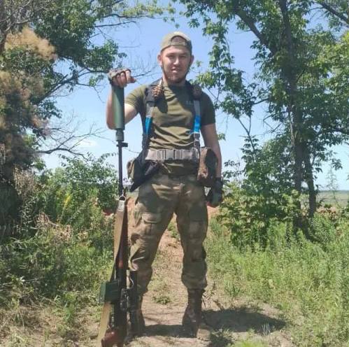 Участника СВО из Саратовской области наградили медалью