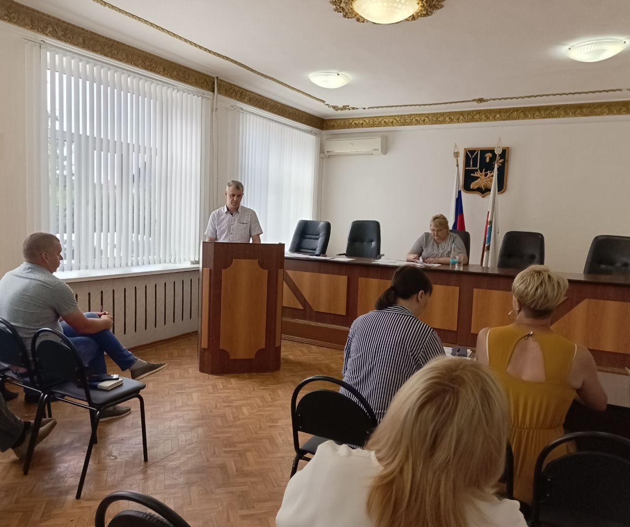 В администрации обсудили, как на территории района реализуются национальные проекты и региональные программы