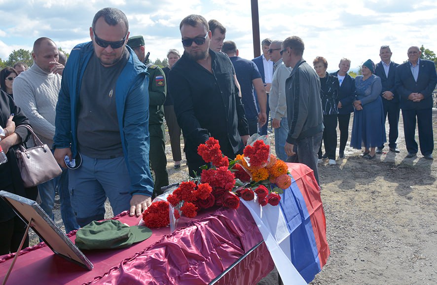 В Хватовке простились с участником СВО Сергеем Макаричевым