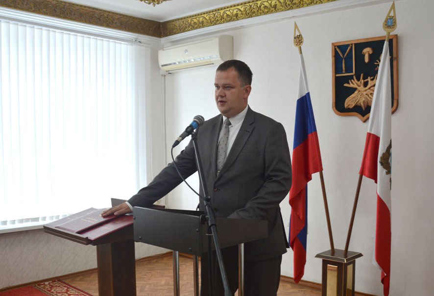 Артём Курочкин избран главой Базарно-Карабулакского района