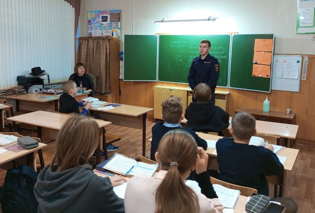 В Базарном Карабулаке прошёл единый день профилактики безнадзорности и правонарушений несовершеннолетних