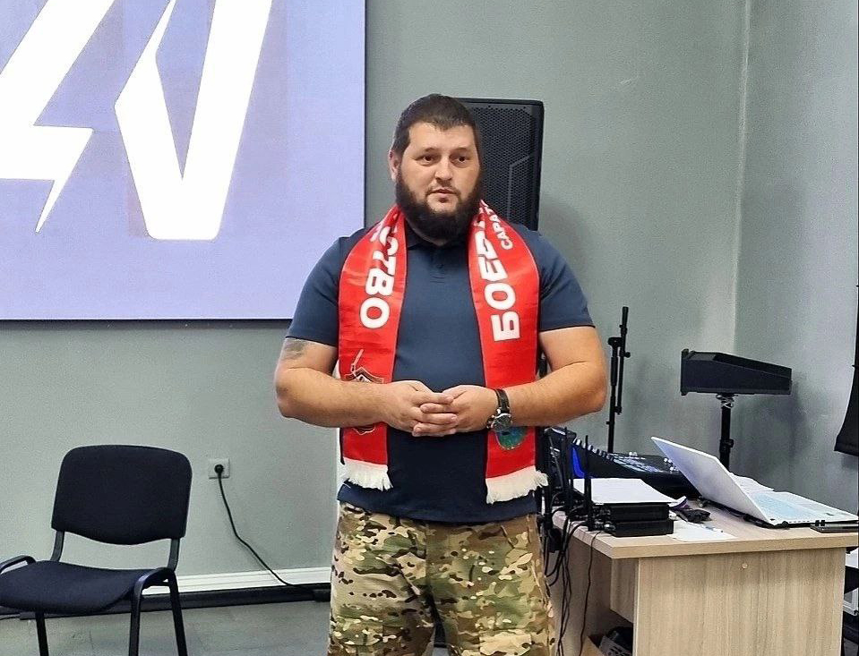 Саратовский общественник считает повышение выплат за службу по контракту оправданным решением