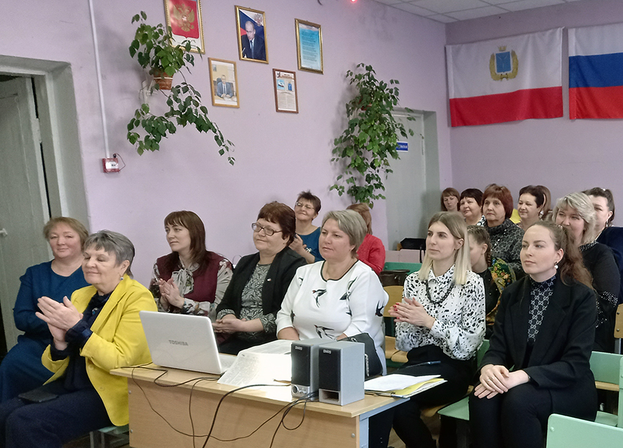 Учителя района поделились своими педагогическими идеями