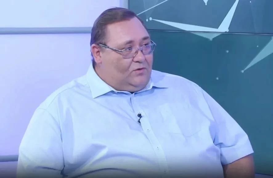 Политолог Шмырев: по итогам праймериз «ЕР» победа на стороне сильных управленцев